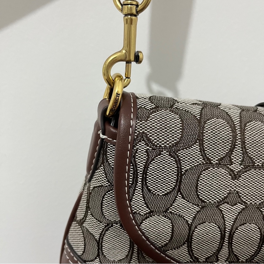 Coach Brown Signature Canvas Shoulder Bag with Leather Trim - Picture 4 of 11